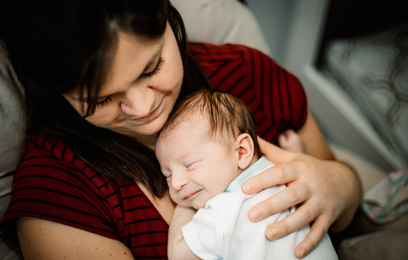 Bébé avec maman